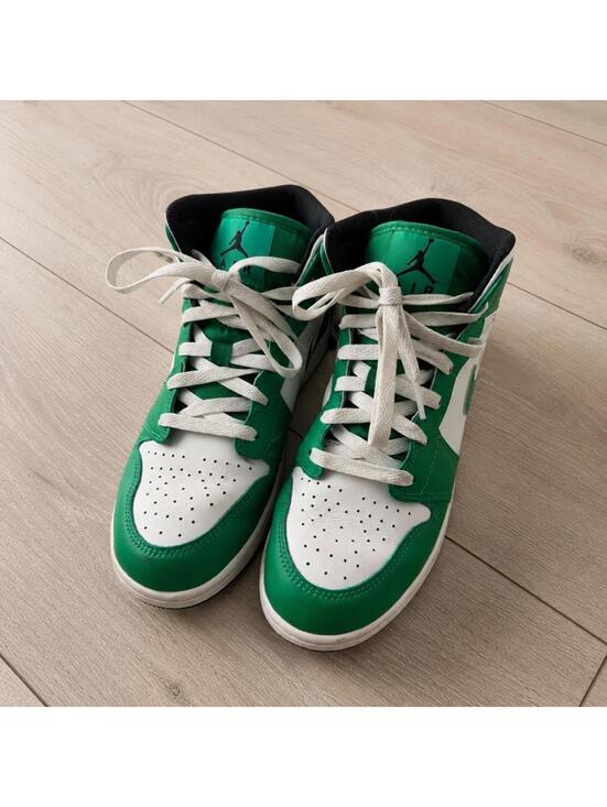 Jordan1 mid スパイク Air Jordan 1 Mid Lucky Green White Sneakers Youth 6.5Y Women's 8